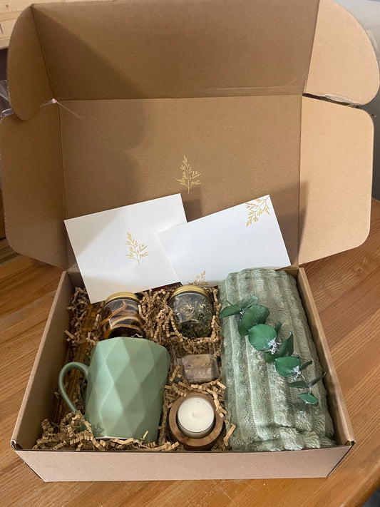 Ultimate Gift Box in Green